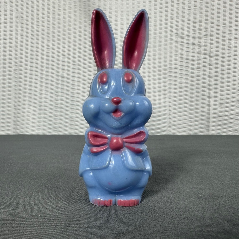 VTG 1950s Rosen blue bunny rabbit Easter rattle made of hard molded plastic